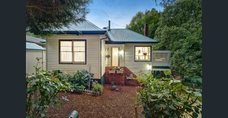 CHARMING KALLISTA RETREAT - Photo 3