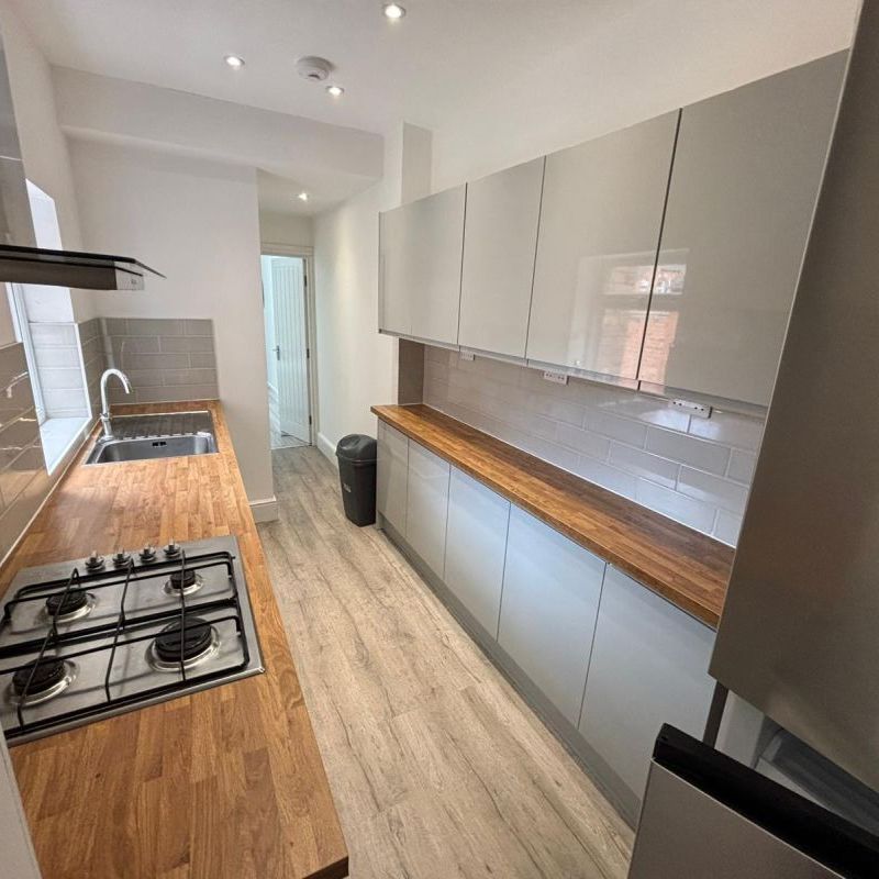 97 Leopold Street - Ultra Modern 4 Bed Loughborough - Photo 1