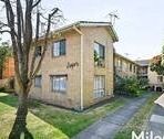 Ivanhoe - Photo 3