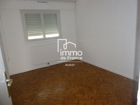 Location appartement 4 pièces 82.42 m² à La Roche-sur-Yon (85000) - Photo 2
