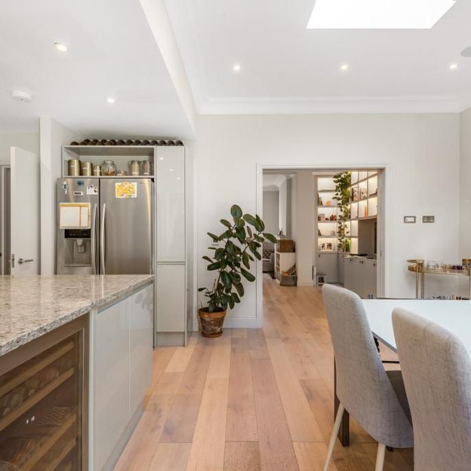 4 bedroom house to rent - Photo 1