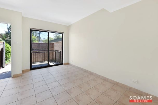 5/4-8 Larool Crescent, - Photo 1