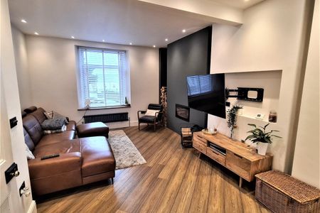 Church Terrace, Llanharan, PONTYCLUN - Photo 2