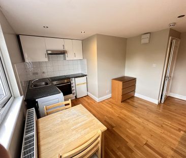 Studio to rent - Photo 3