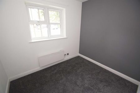 Parkwood Court, Roundhay - Photo 4