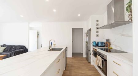 Executive Three Bedroom Home - Photo 4