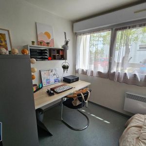 Location Appartement 1 pièce 27m² POITIERS 86000 - Photo 2