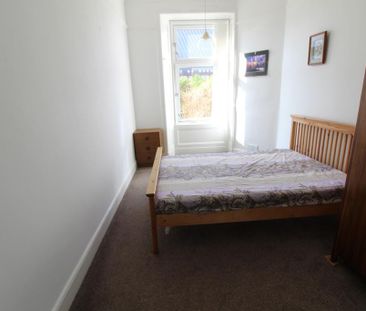 2 bedroom ground floor flat to rent - Photo 4