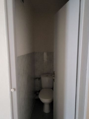 Location Appartement 3 pièces 53m² BESANCON 25000 - Photo 5