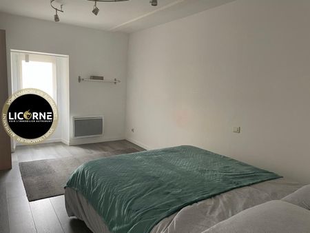 Location Appartement 3 pièces 64m² MARSEILLE 8ème - Photo 5