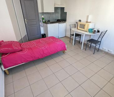 Location Appartement 1 pièce 18m² CLERMONT FERRAND 63000 - Photo 2