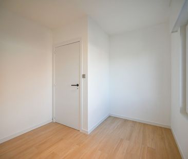 Instapklare eengezinswoning in een rustige buurt in Oostrozebeke! - Photo 6