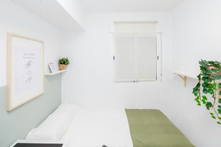 Carrer de Vidal de Blanes, Valencia, Valencian Community 46024 - Photo 4