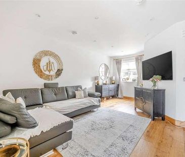 Tilford Street, Tilford, Farnham, Surrey, GU10 - Photo 5