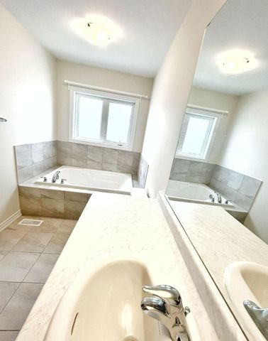 For Lease - 19 Buttercream Avenue, Thorold, Ontario - Photo 5