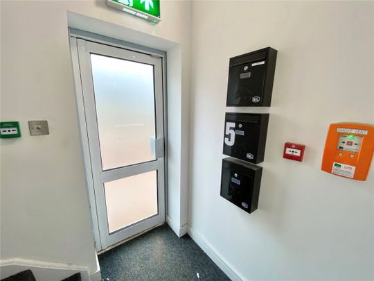 Main Street, Bulwell, Nottinghamshire, NG6 - Photo 1