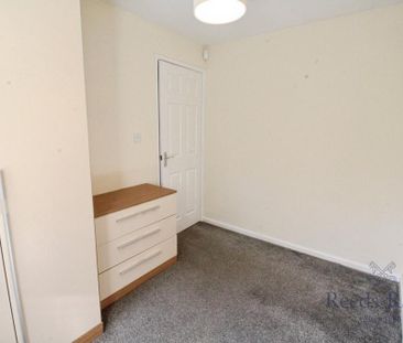 2 bedroom semi-detached house to rent - Photo 4