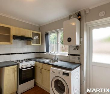 3 bedroom end of terrace house to rent - Photo 5