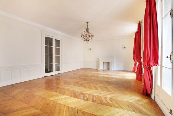 Location appartement, Paris 16ème (75016), 8 pièces, 242 m², ref 84954408 - Photo 1