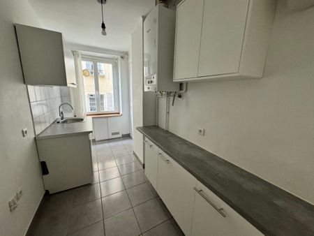 APPARTEMENT T3 A LOUER - PARIS 17EME ARRONDISSEMENT Batignolles 4 - 69.19 m - 1 990 € - Photo 5