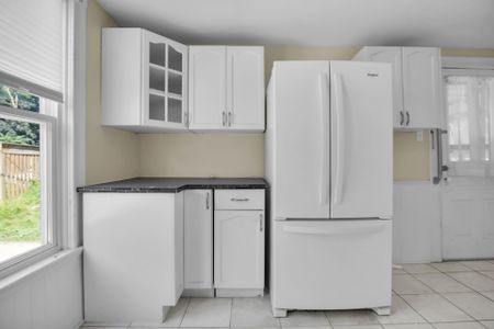 For Lease - 824 Stedwell Street, London East, Ontario - Photo 5