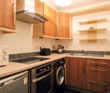 2 bedroom apartment to rent - Photo 6