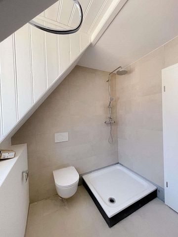 Sanierte 4.5-Zimmer-Wohnung mit traumhaftem Seeblick - Foto 2