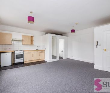 Studio to rent - Photo 3