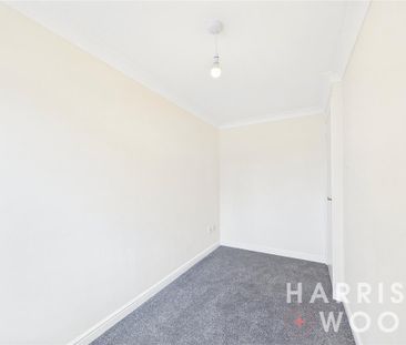 2 bedroom end of terrace house to rent - Photo 2