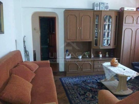DE INCHIRIAT APARTAMENT 3 CAMERE, TG. CUCU - Fotografie 1