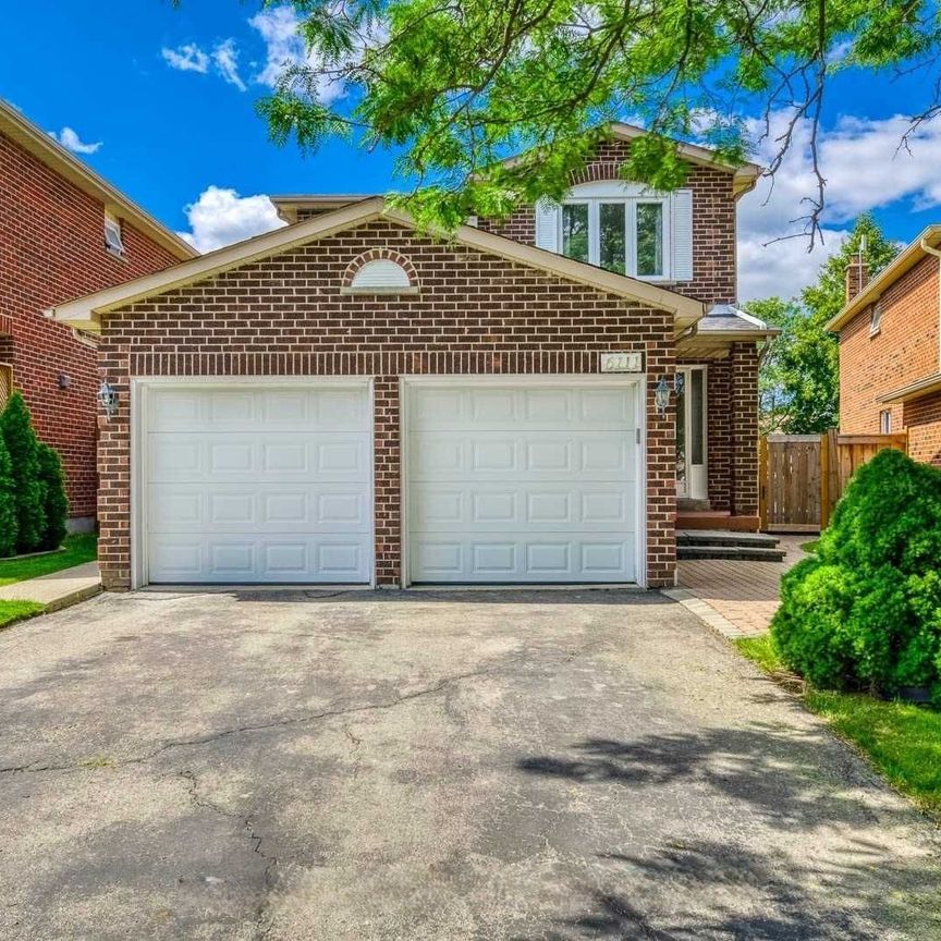 For Lease - 6111 Camgreen Circle, Mississauga, Ontario - Photo 1