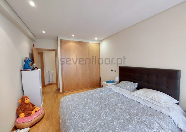 Apartamento T2+1 em Porto