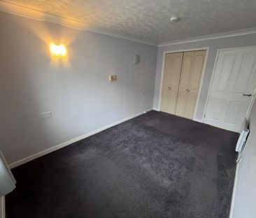 1 bedroom flat to rent - Photo 6