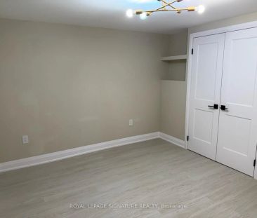 357 Rossland Road S #Lower - Photo 2