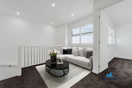 2/46 Macrina Street, OAKLEIGH EAST, VIC - Photo 4