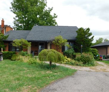 For Lease - 232 Angeline Street Unit# Lower, Kawartha Lakes, Ontario - Photo 6