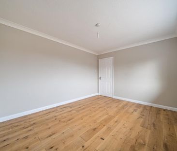 4 bedroom detached bungalow to rent - Photo 4