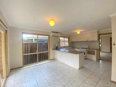 1/105 Allister Avenue, KNOXFIELD - Photo 2