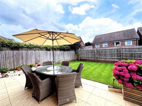 Rana Drive, Church Crookham, Fleet, Hampshire, GU52 - Photo 1