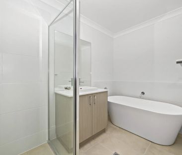 Four Bedroom Duplex - Photo 6