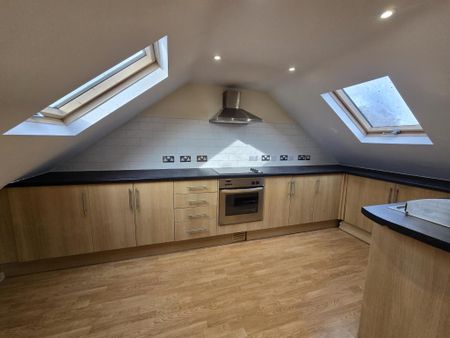 2 bedroom apartment to rent - Photo 5