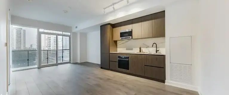 127 Broadway Ave. Suite 710S | 127 Broadway Avenue, Toronto - Photo 1