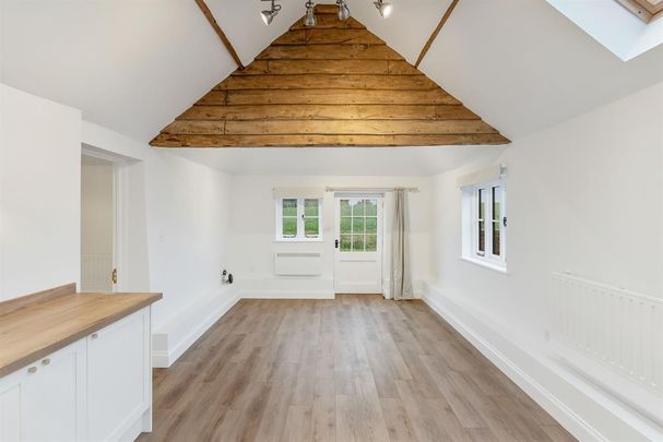 1 bedroom semi-detached house to rent - Photo 1