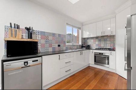 Mooroolbark - Photo 5