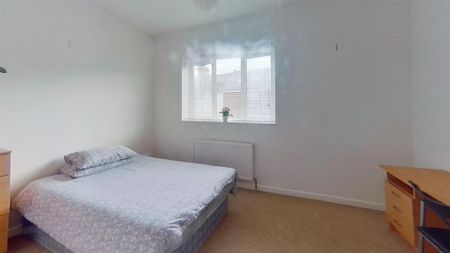 5 bedroom private hall to rent - Photo 4