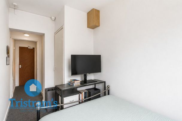 4 bed Shared House for Rent - Photo 1