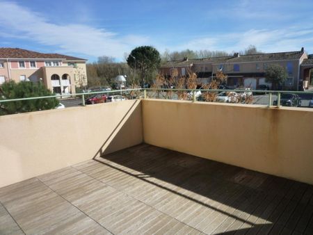 Location Appartement 2 pièces 41m² COGOLIN 83310 - Photo 5