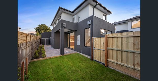 Stylish Townhouse in Superb Location - Photo 1