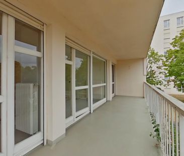 Location Appartement 2 pièces 50m² POITIERS 86000 - Photo 5
