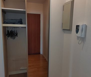 Location Appartement 2 Pièces 46 m² - Photo 4